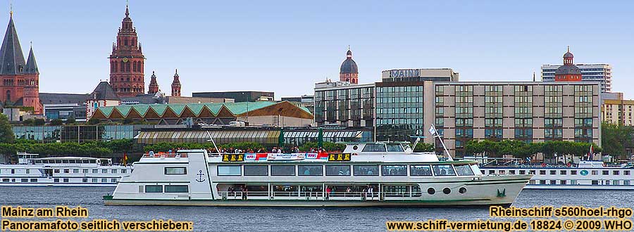 Rheinschifffahrt bei Mainz am Rhein