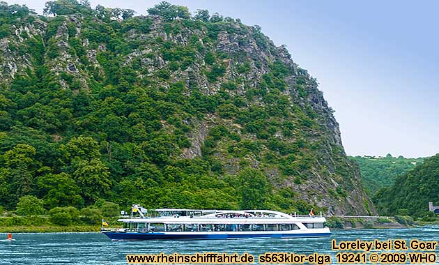 Rheinschifffahrt an der Loreley bei St. Goarshausen und St. Goar am Rhein